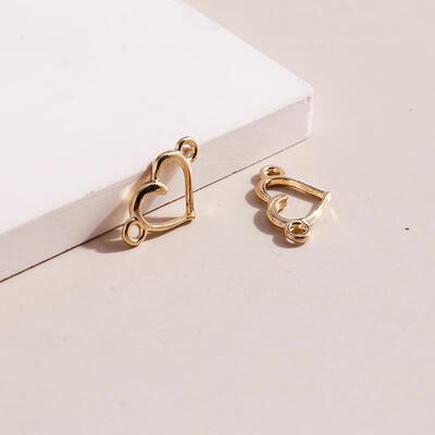 100pcs/lot 15*9mm Three Color Fashion Love Heart Charms Conn