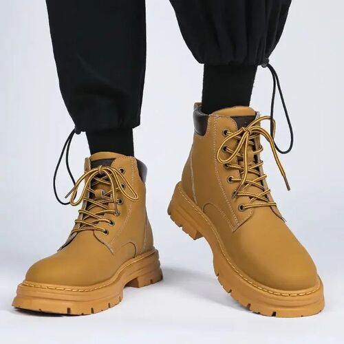 2023 New Mens Luxury Boots Comfortable Breathable water pro