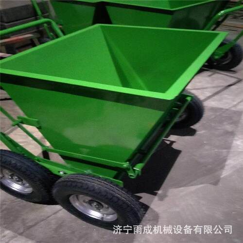 人造草坪边倒边充砂机小型手推草坪填砂机150型草地冲沙机