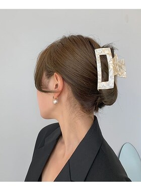 Bilandi 2023 New Hair Claw Large Geometric Hollow Square Tor