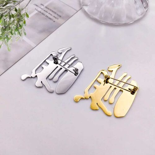 Fashion new metal wind smooth word titanium steel brooch men