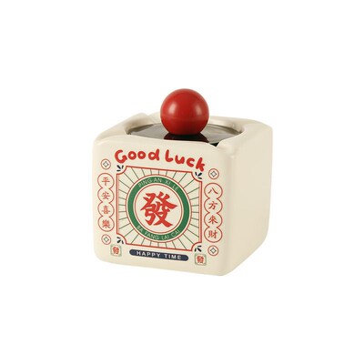 Ceramic ashtray with large capacity and lid to prevent dust