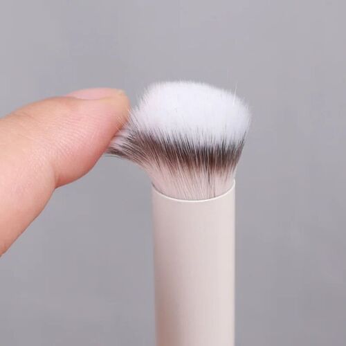 Wet and Dry Dual-use Makeup Brush Soft  Head Concealer Cream