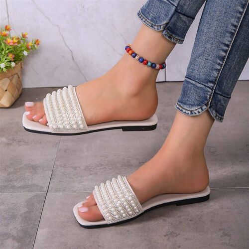Ladies fashionable casual flat sandals, versatile outdoor
