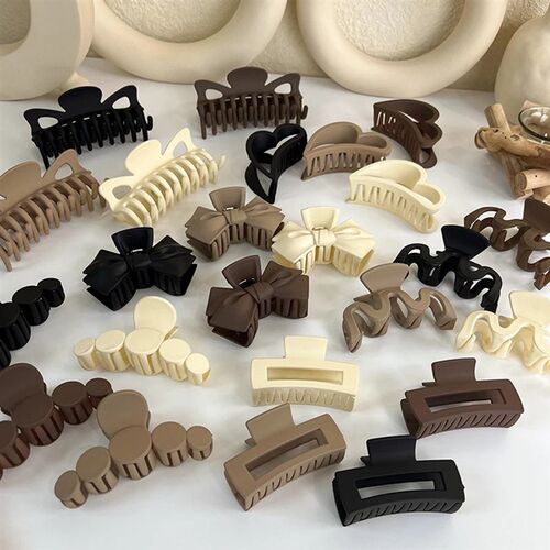 1pcs Korean Coffee Black Large Hair Claws Acrylic Hairpins B