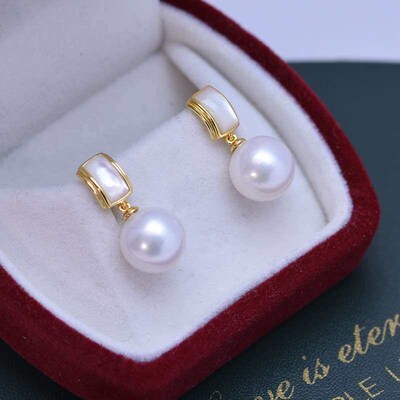 Freshwater 0-mm White Round Strong Light Fine Flaw Pearl Ear