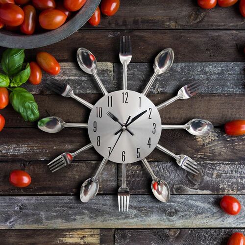 Cutlery Metal Kitchen Wall Clock Spoon Fork Creative Quartz