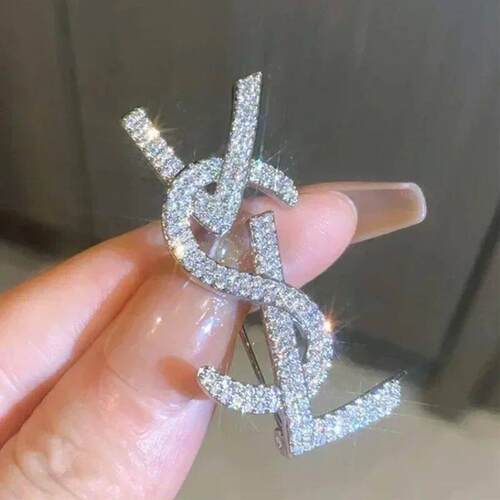 2025 Art Luxury Letter Water Diamond Chest Brooch Fashion