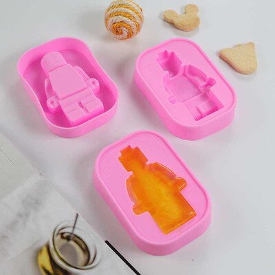 DIY production of ice cream/ice cube robot mold cartoon shap