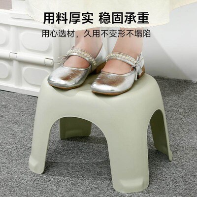 Bathroom small stool, short plastic childrens chair, thicke