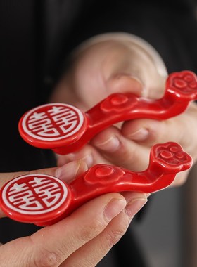 唐呈结婚红色筷子架汤勺架酒店摆台陶瓷筷架多用筷枕筷托汤匙托笔