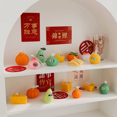 1pc Cute Peach Aromatic Candle Fruit Soy Wax Aromatherapy 1