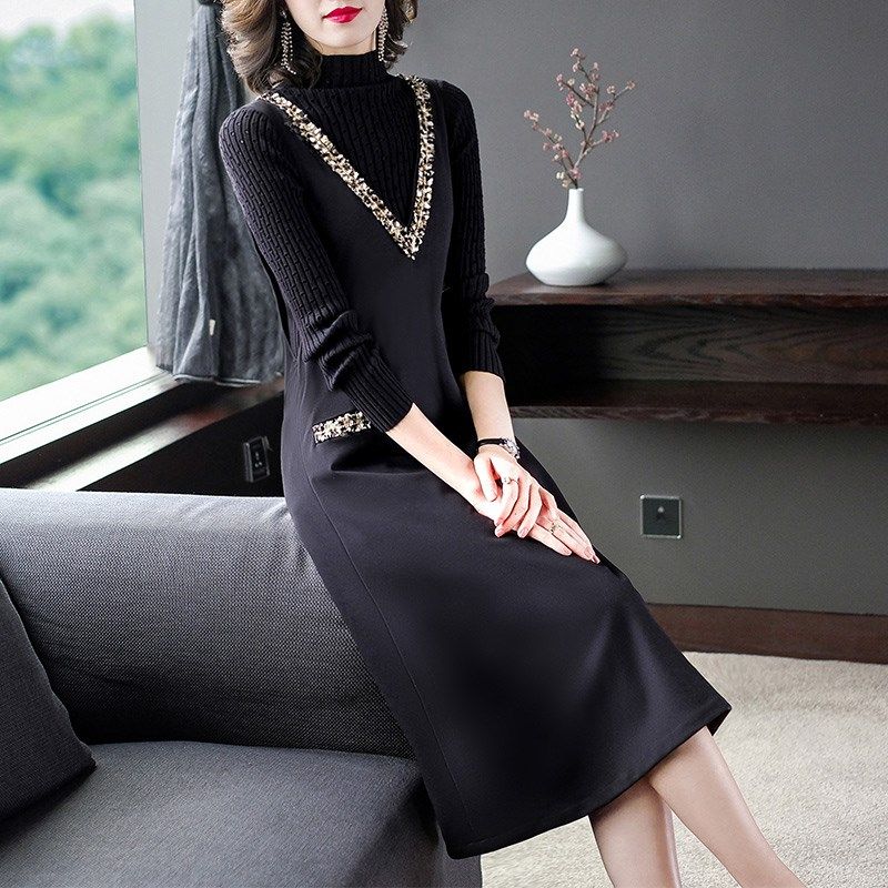 配大衣的内搭两件套连衣裙春款2024新款套装洋气显瘦春秋背心裙子