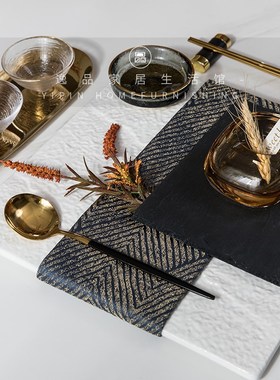 逸品家居样板间餐厅餐盘黑白色系餐具套装大理石托盘北欧软装组合