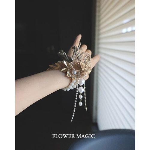 咖啡蝴蝶珍珠流苏重工豪华闪闪新娘伴娘姐妹团活动婚礼手腕花手花