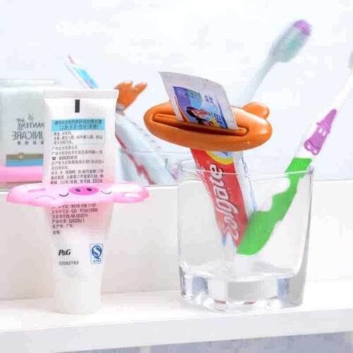 Toothpaste Dispenser Tube Squeezer Dust-proof Toothbrush Hol