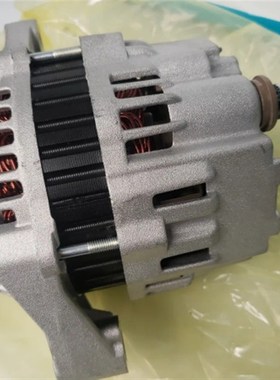 久保田M85/M95拖拉机发电机3C081-7发电机7T577C发电机