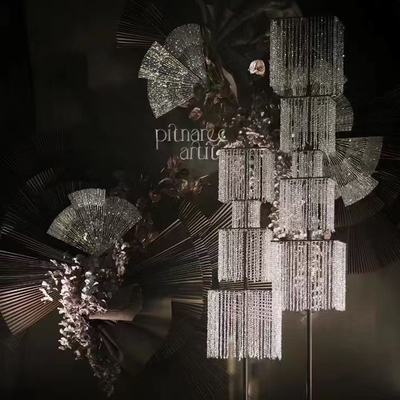 2022新款婚庆发光铁艺道具昭华水晶路引韩式珠帘婚礼堂装饰摆件