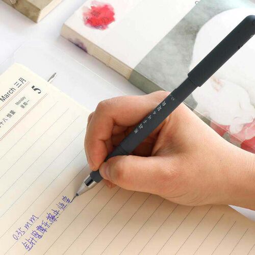 4 pcs/lot Cute Pens Cartoon Animals Erasable Pen 0.35mm Refi