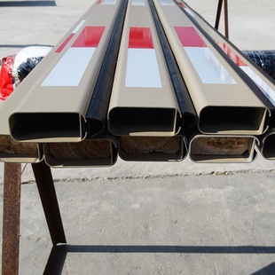 立方杆停车场拦车杆小区门卫升降挡车杆子铝合金直杆7030加厚