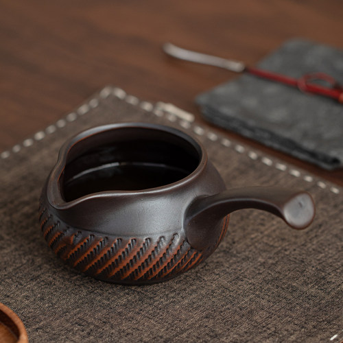 羡安紫陶跳刀茶水分离防烫公道杯