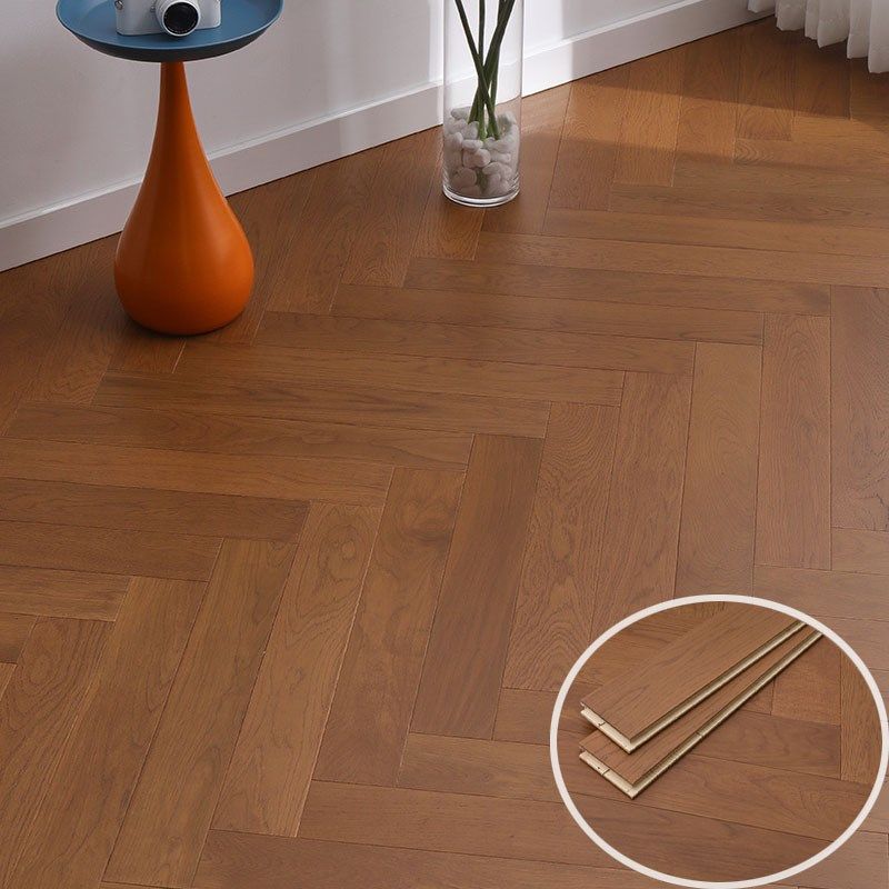 纯三层人字实木地板木皮实木复合木地板卧室地暖灰色家用原木防水