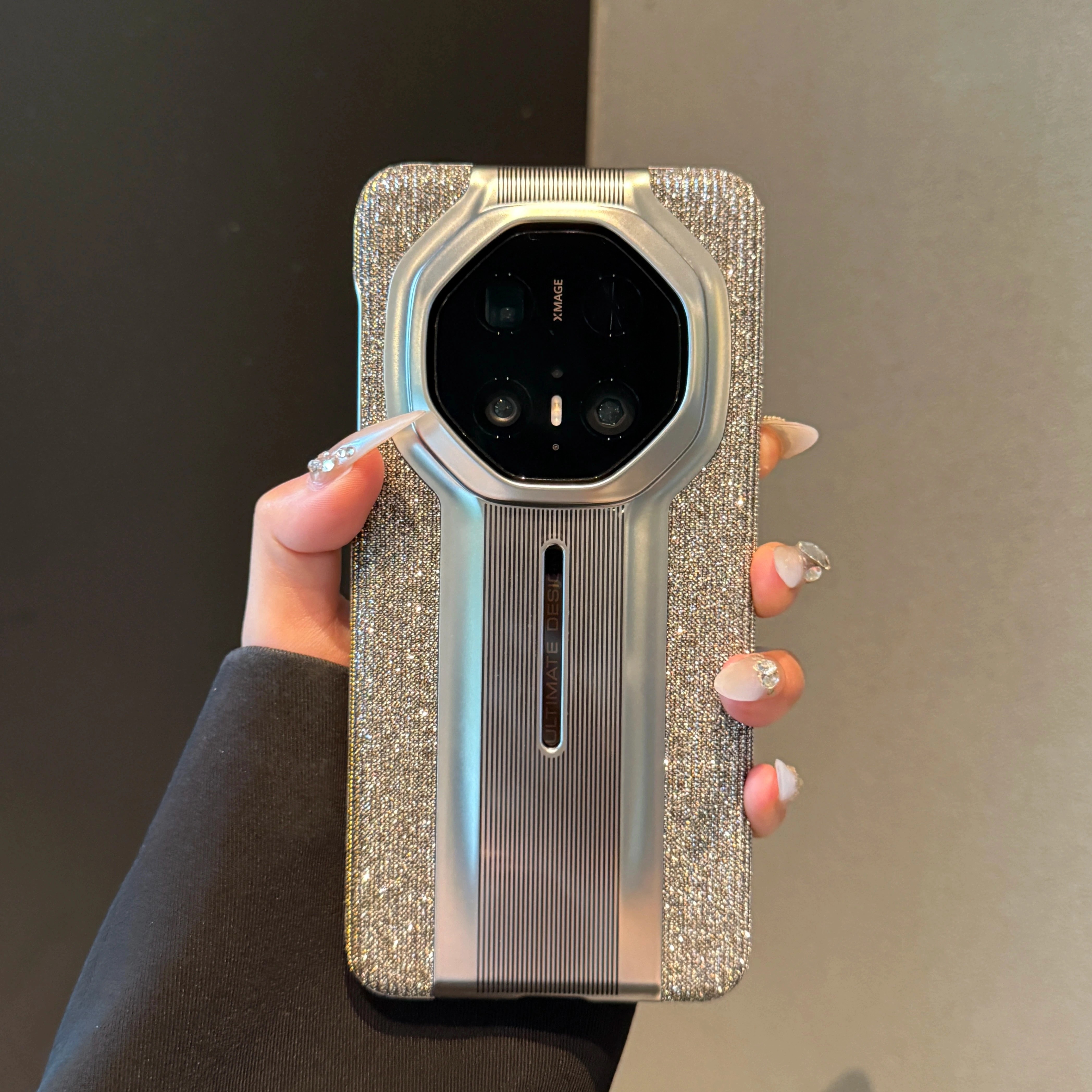 适用华为mate80pro手机壳70RS非凡大师imate60pro+保护套闪粉渐变金超薄防摔皮革秒变超跑电镀外壳高级感男女