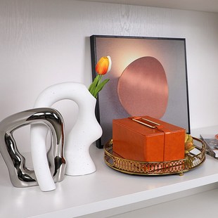 书房书柜摆件挂画杂志托盘花器样板房间家居软装创意树脂花瓶饰品