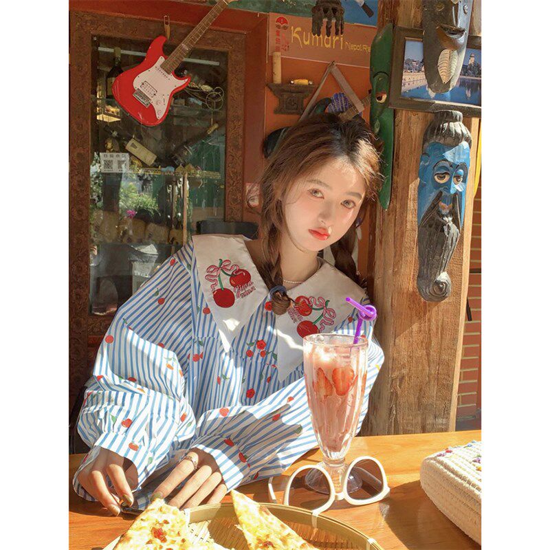 范雯雯 海街日记 娃娃领条纹碎花衬衫女春季甜美短款宽松A字裙子