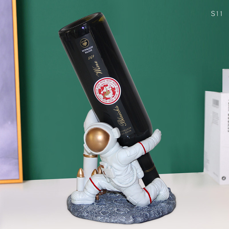 宇航员摆件红酒架高端展示架轻奢家用斜放酒瓶架置物架酒柜装饰品
