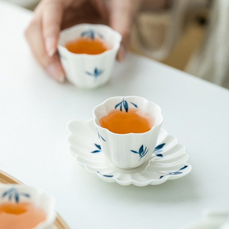 纯手绘蝴蝶兰花八瓣花朵杯陶瓷茶杯品茗杯创意主人杯杯垫套装,餐饮具,茶杯,淘宝优惠券,粉丝福利购,淘宝优惠卷