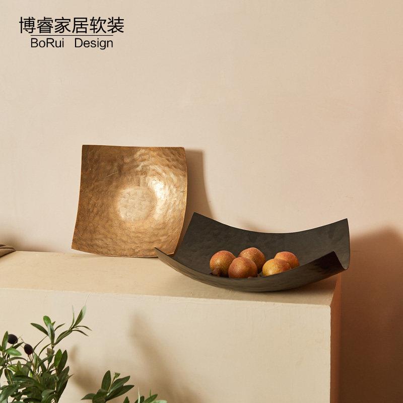 进口轻奢手工锤纹金色纸造型金属水果盘异形托盘家居软装收纳摆件