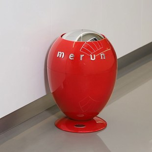 英国智能感应垃圾桶家用厨房客厅厕所高颜值可爱轻奢大号新款红色