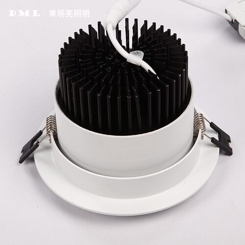 LED射灯COB筒灯天花灯服装店5W10W15W嵌入式吊顶灯客厅灯商照包邮