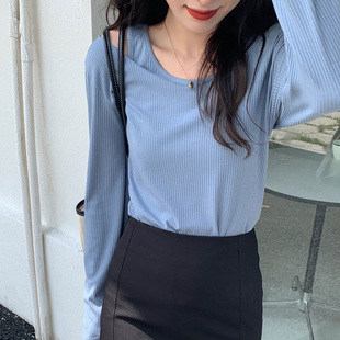 百思朵奶黄色t恤2022秋季新款修身显瘦露肩鹅黄色长袖上衣背心女