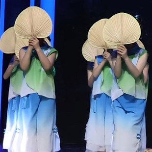 新款童年的夏夜儿童舞蹈服民族扇子舞演出服舞台板凳道具表演服
