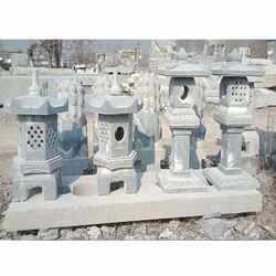 曲阳石雕宫灯 家庭景观仿古石灯制作价格 墓地石灯笼雕刻图