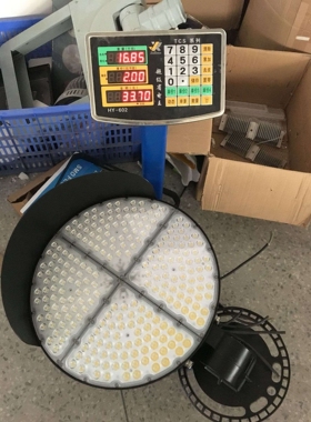 东莞球场投光灯LED 高杆灯  球场灯600W800W100W站道灯 马道灯