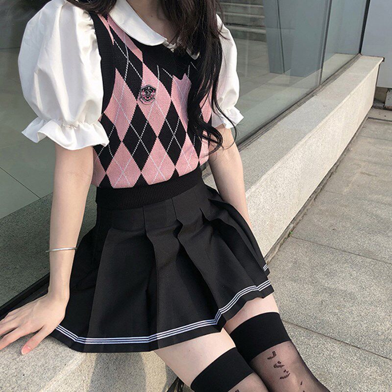 学院风jk菱格针织马甲女春秋新款洋气短款外搭叠穿背心毛衣小个子