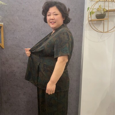 新国风丝缎套装女士宽松大码妈妈装上衣裤子两件套夏季新款短袖