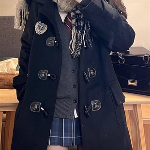 学院风jk制服牛角扣大衣秋冬黑色女中长款毛呢大衣连帽加厚款外套