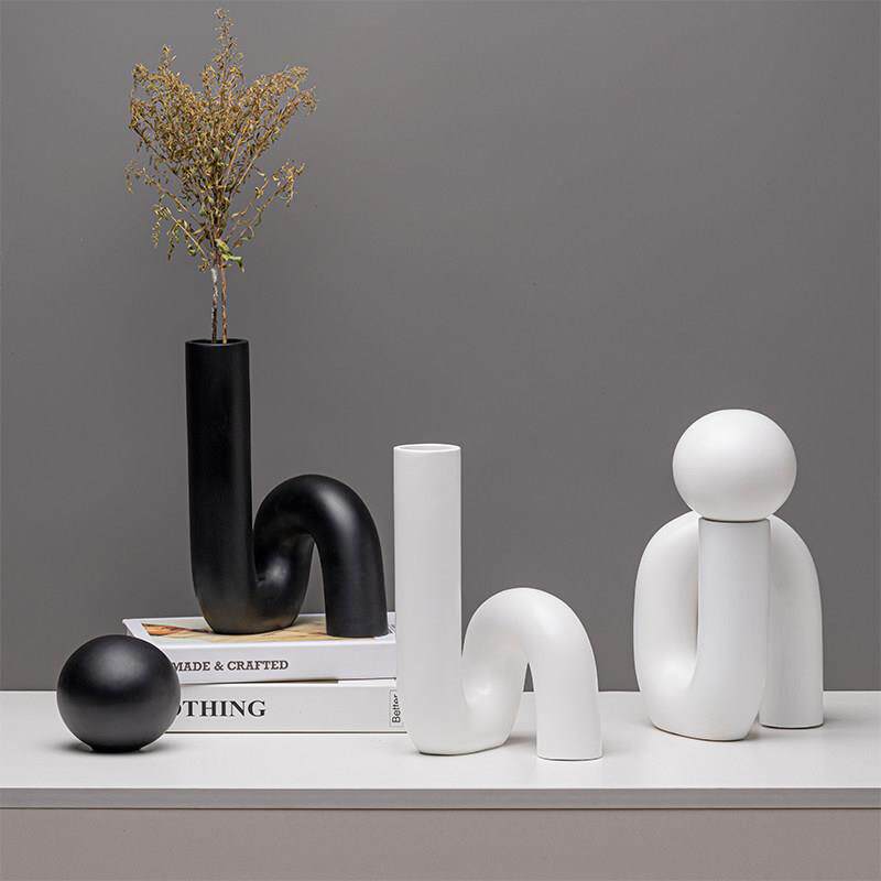 简约现代几何扭曲弯管花瓶花器北欧样板房样品屋展示中心圆球家居