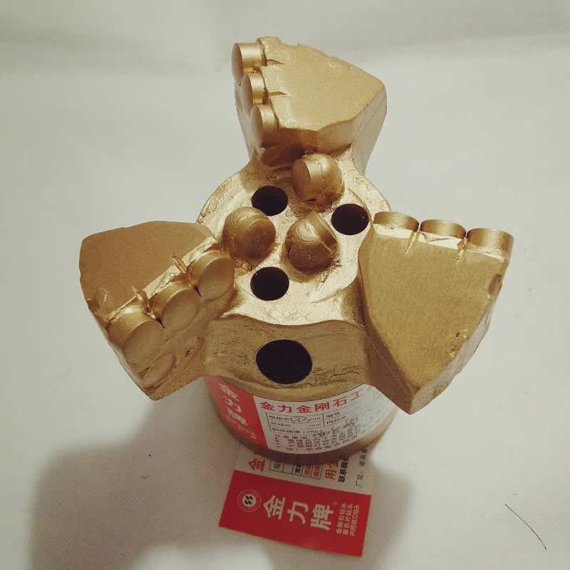 金力钻头无心三叶内凹钻头四翼钻头打井快速耐用