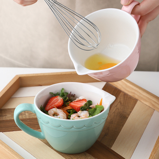 带嘴陶瓷打蛋碗引流把手小号家用烘培尖嘴碗蒸蛋搅拌碗打蛋杯红色