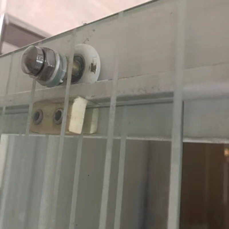 淋浴房移门滑轮老式滑轮圆弧形浴室玻璃轨道轮子滚轮配件全套