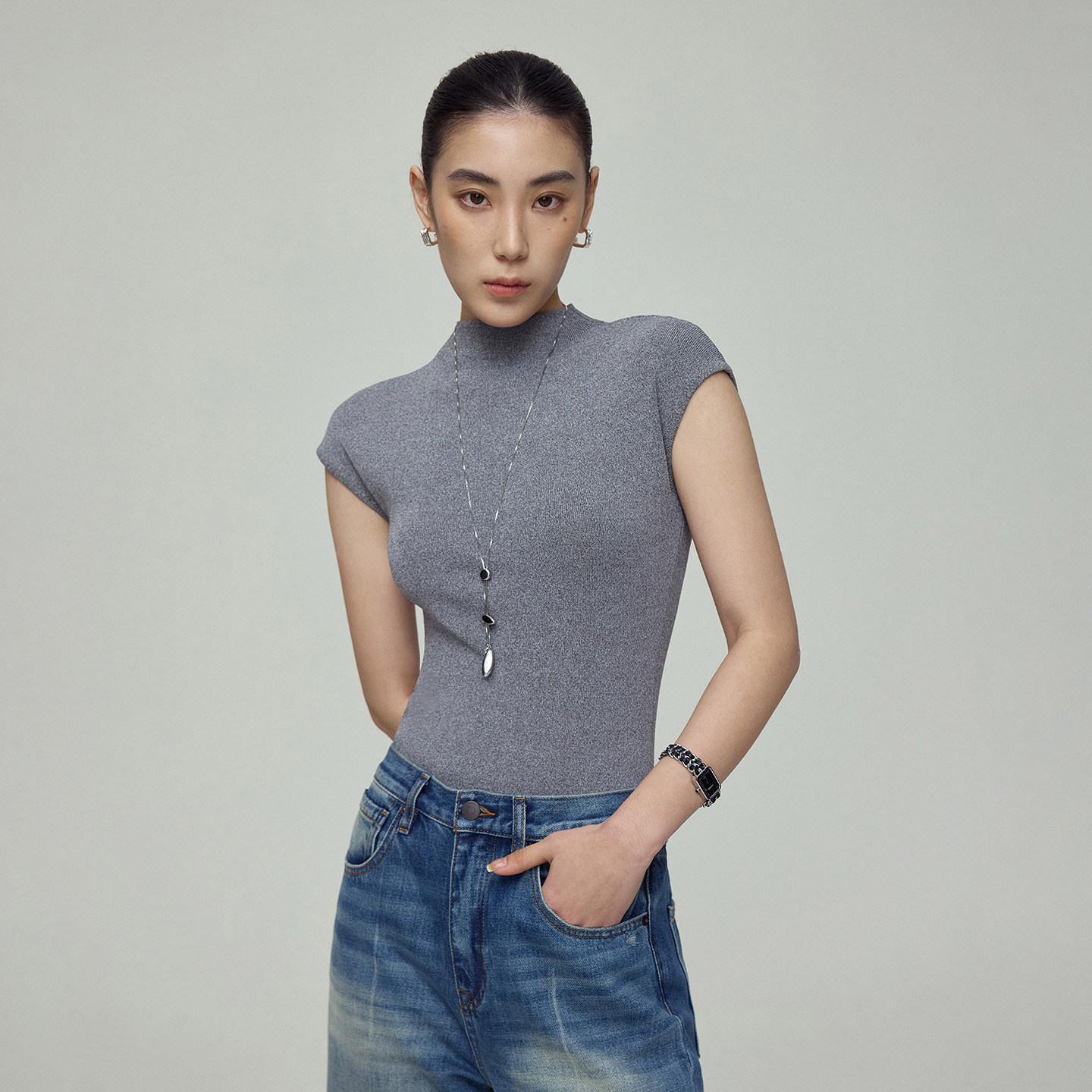 BW半高领无袖T恤女修身显瘦打底薄款针织上衣内搭春夏外穿遮副乳,女装/女士精品,T恤,淘宝优惠券,粉丝福利购,淘宝优惠卷