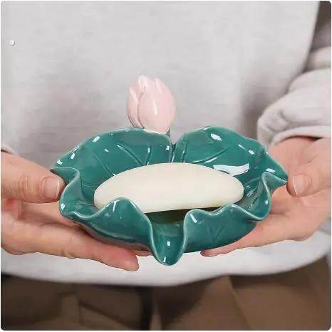 新品陶瓷肥皂盒家用卫生间浴室沥水皂碟托创意宿舍香皂盒子置物架