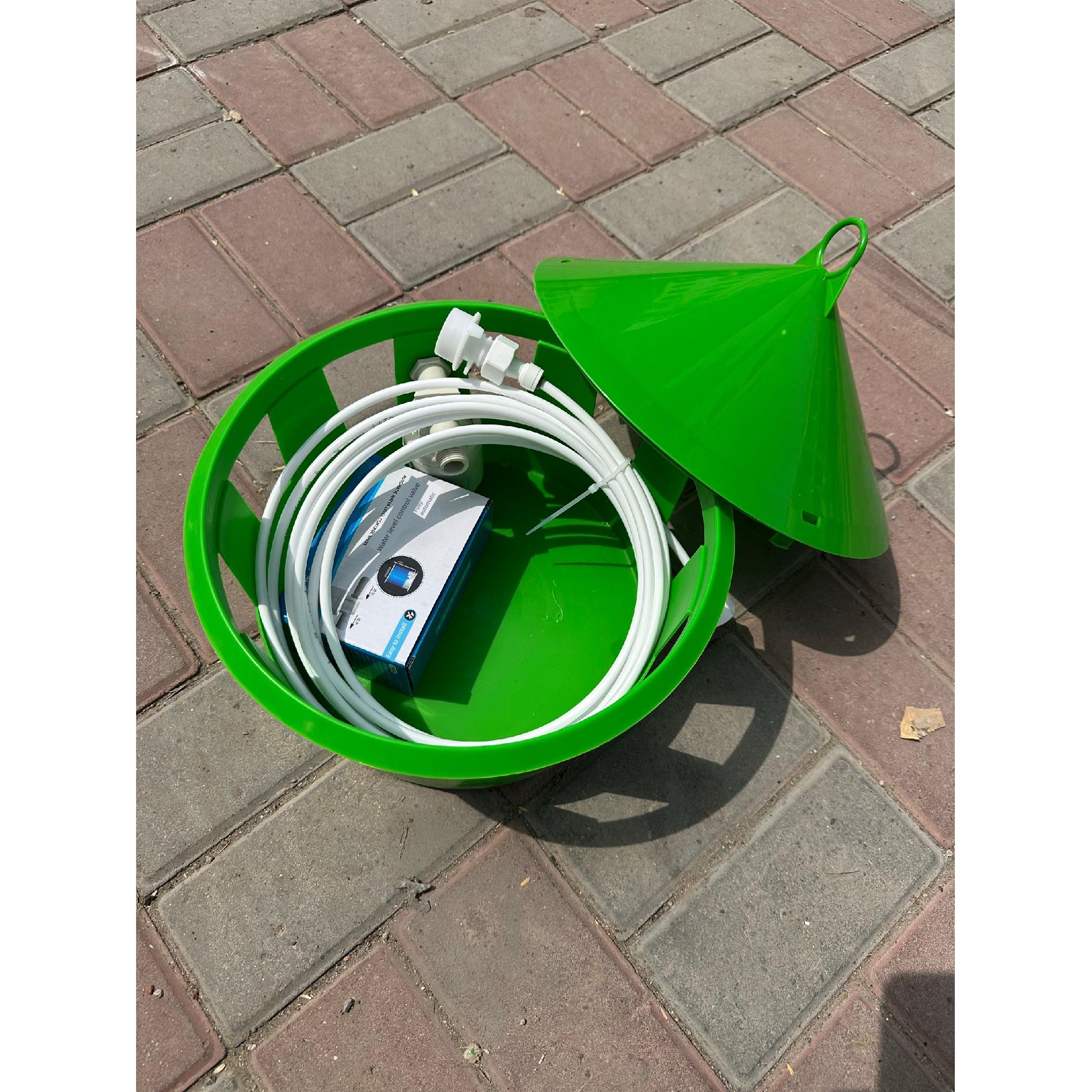 新型鸽子饮水机九孔自动饮水机水壶水全自停赛鸽用品器具水壶