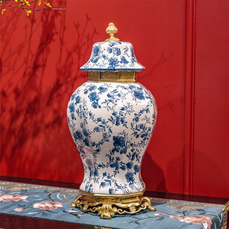 古典青花陶瓷配铜将军罐欧式客厅玄关奢华摆设高档软装工艺品摆件,家居饰品,储物罐,淘宝优惠券,粉丝福利购,淘宝优惠卷