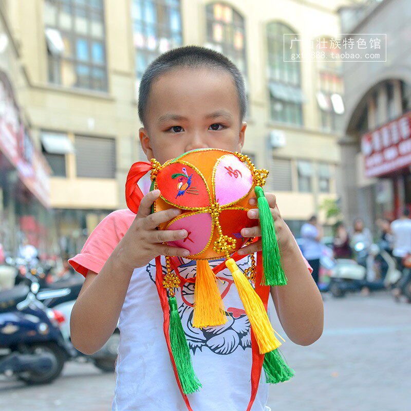 大绣球广西 纯手工刺绣壮绣 少数民族定情信物结婚用品礼品15公分,特色手工艺,壮绣,淘宝优惠券,粉丝福利购,淘宝优惠卷